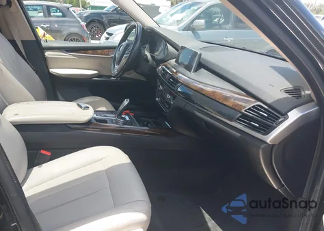 2015 BMW X5 xDrive35I z USA, uszkodzony, nr VIN 5UXKR0C50F0K52358